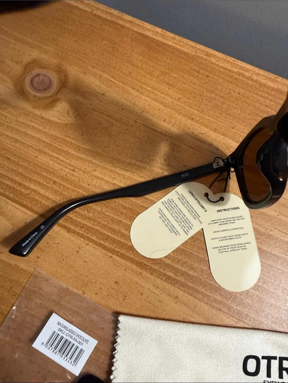 OTRA Women’s Nia Sunglasses in Chocolate - Picture 3 of 5